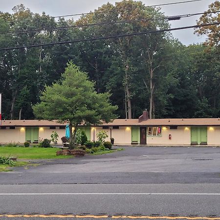 Hill Top Motel Wrightstown Extérieur photo