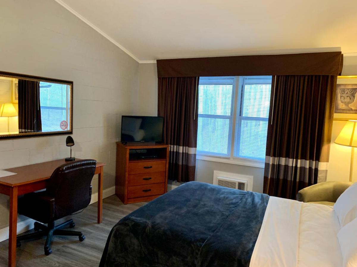 Hill Top Motel Wrightstown Extérieur photo